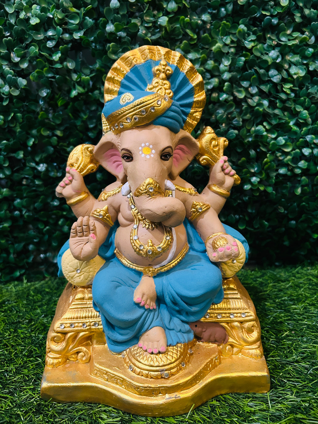 Rich Golden Throne Pheta Ganpati