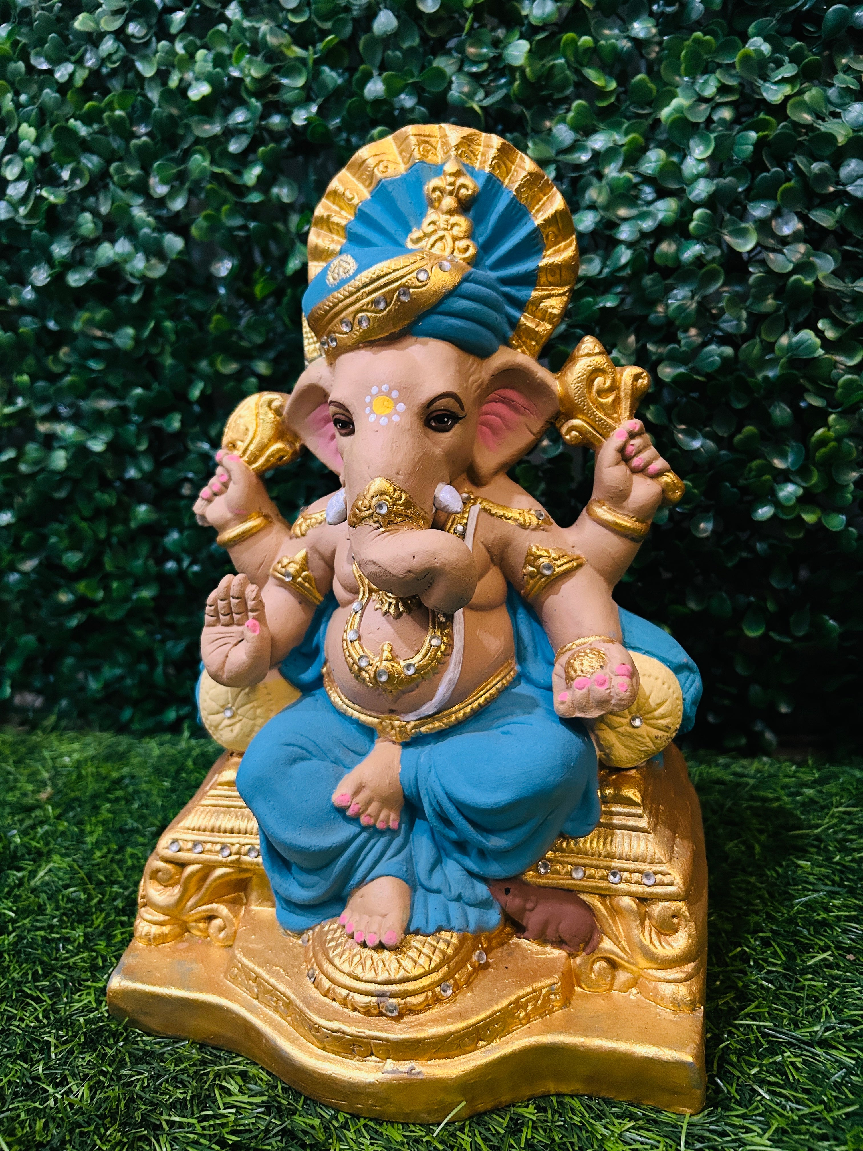 Rich Golden Throne Pheta Ganpati