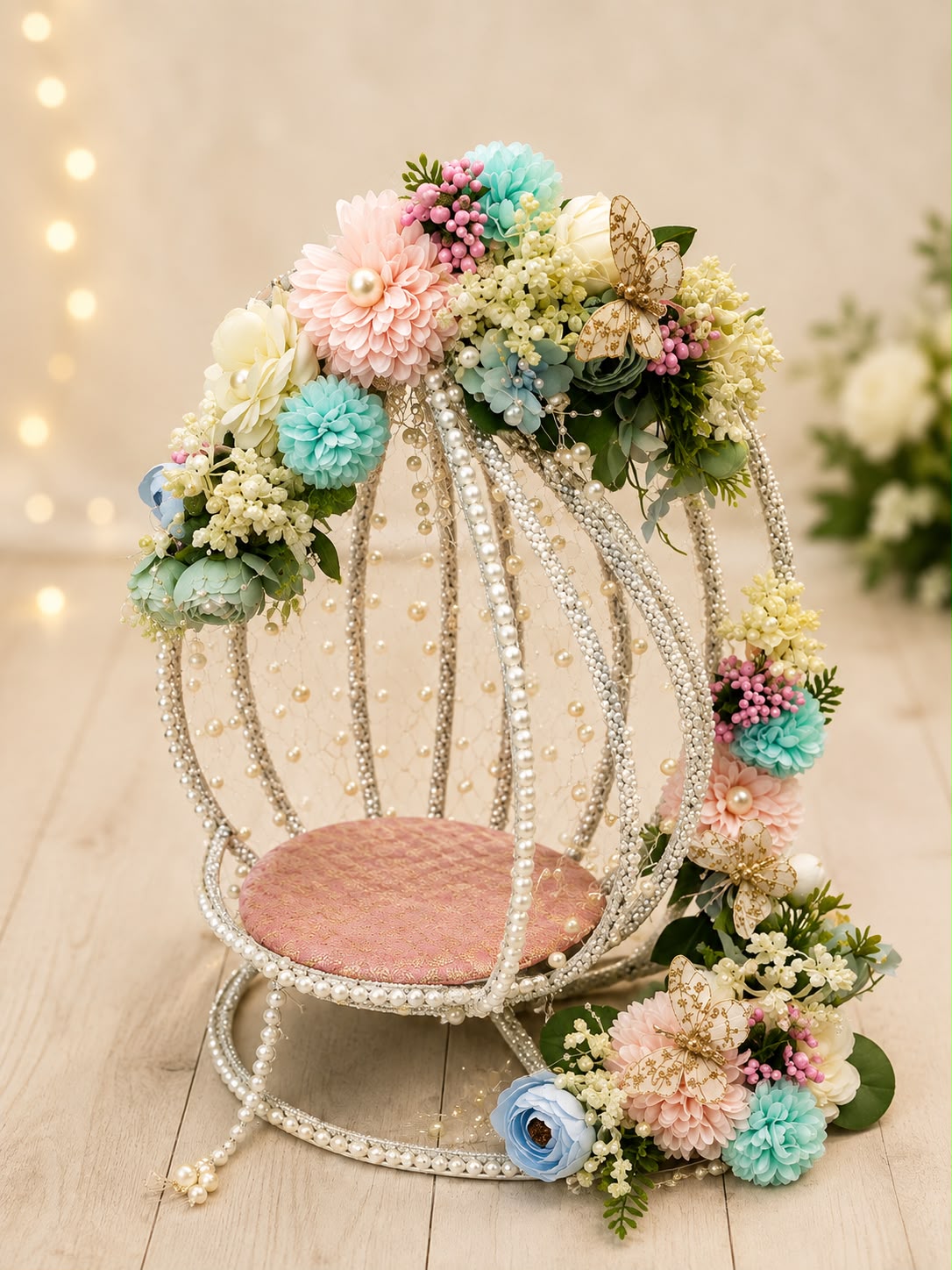 Pearl Jhula – Laddu Gopal