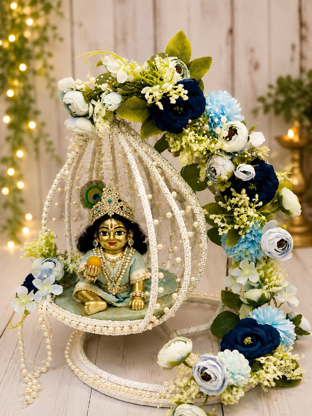 Pearl Jhula – Laddu Gopal