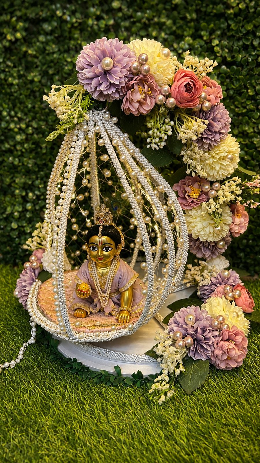 Handcrafted Laddu Gopal Jhula | Elegant Krishna Jhula with Cushion