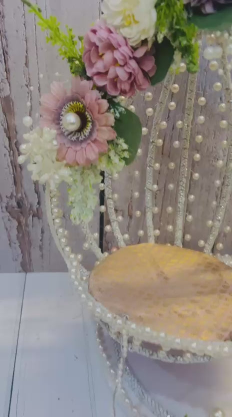 Pearl Jhula – Laddu Gopal